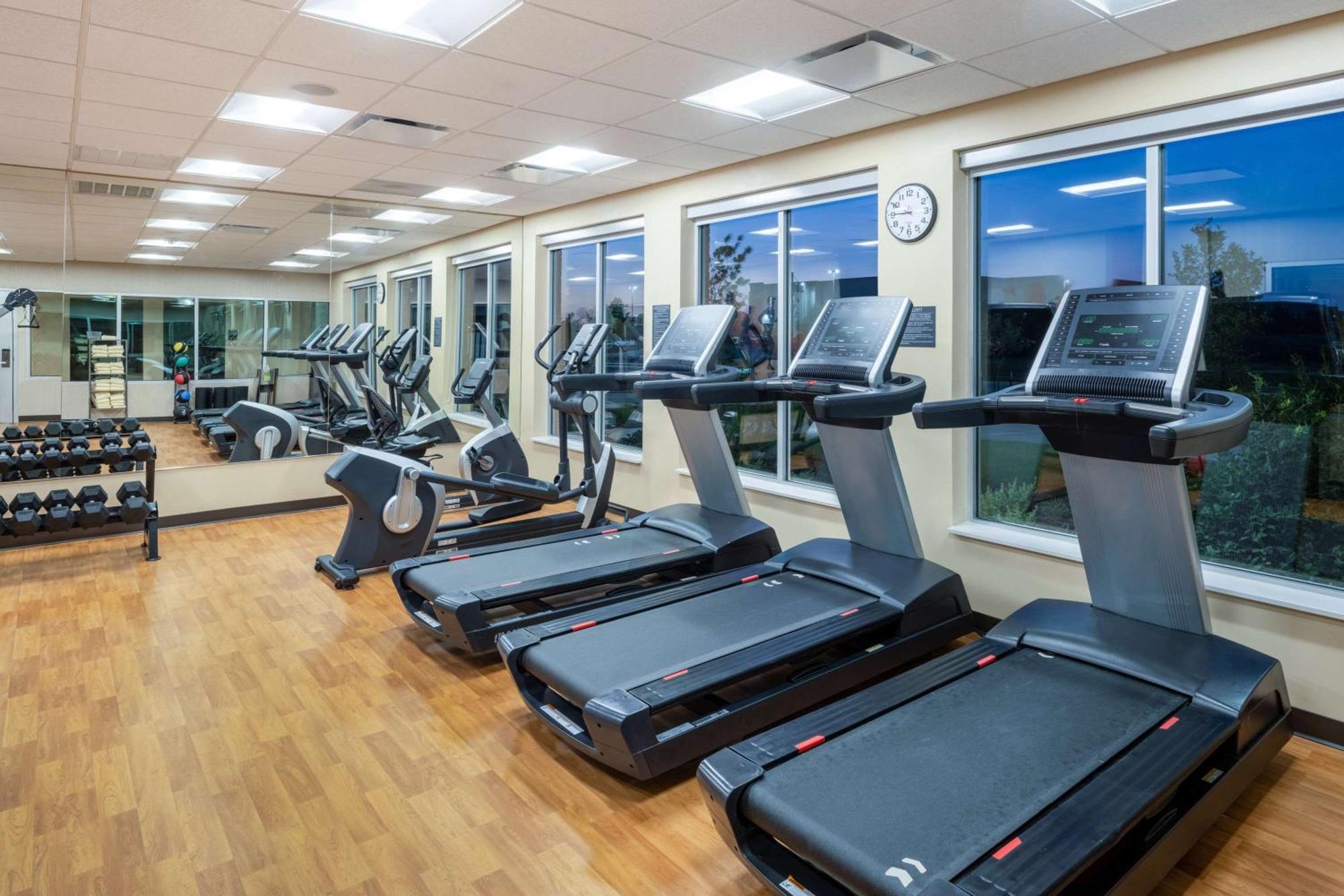 Hyatt Place Worth-alliance Town Center Hotel 3*