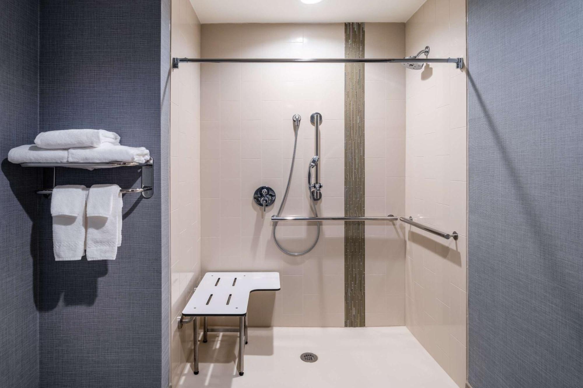 Hotel Hyatt Place Worth-alliance Town Center